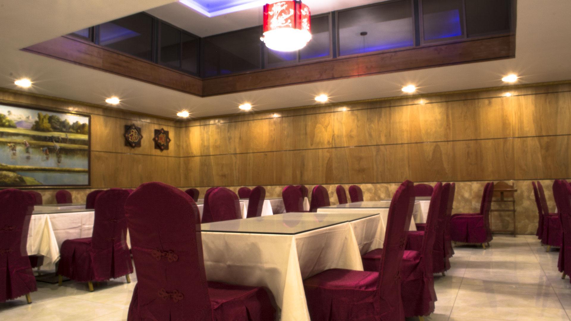 Hotel Pekin Ікіке Екстер'єр фото