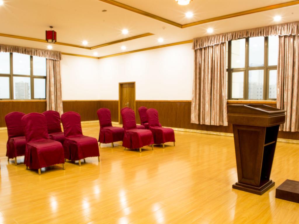 Hotel Pekin Ікіке Екстер'єр фото