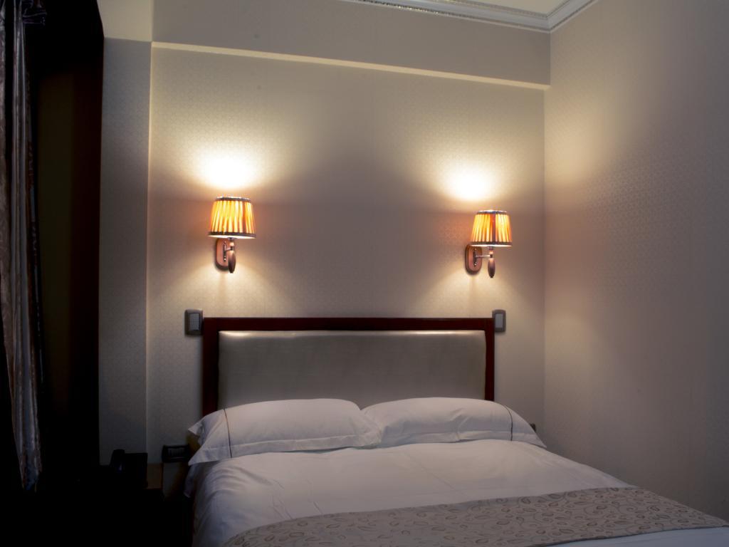 Hotel Pekin Ікіке Екстер'єр фото