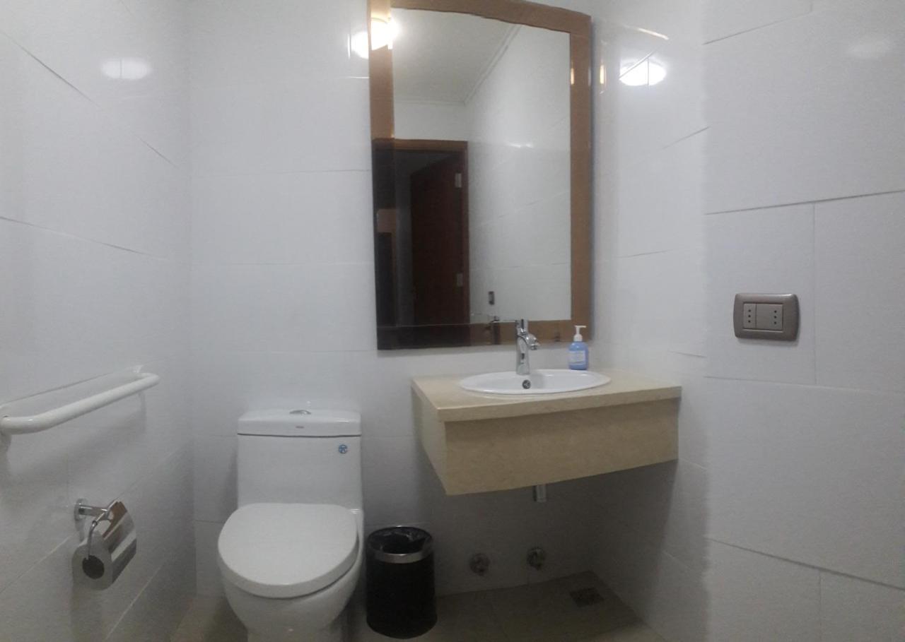 Hotel Pekin Ікіке Екстер'єр фото